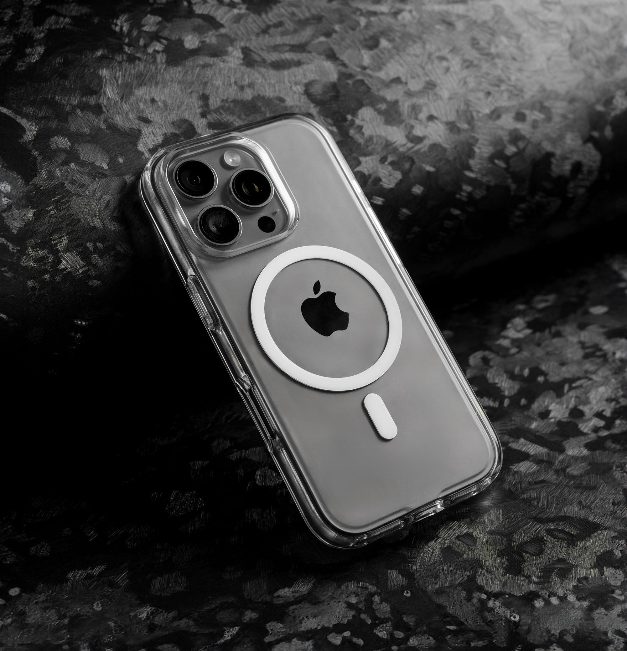 iPhone 14 Pro Clear Armour Anti-Yellow MagSafe Case