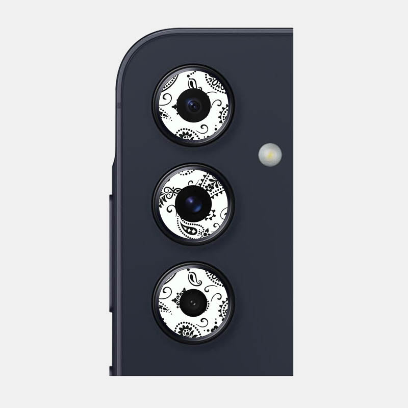 White Paisley Pack of 2