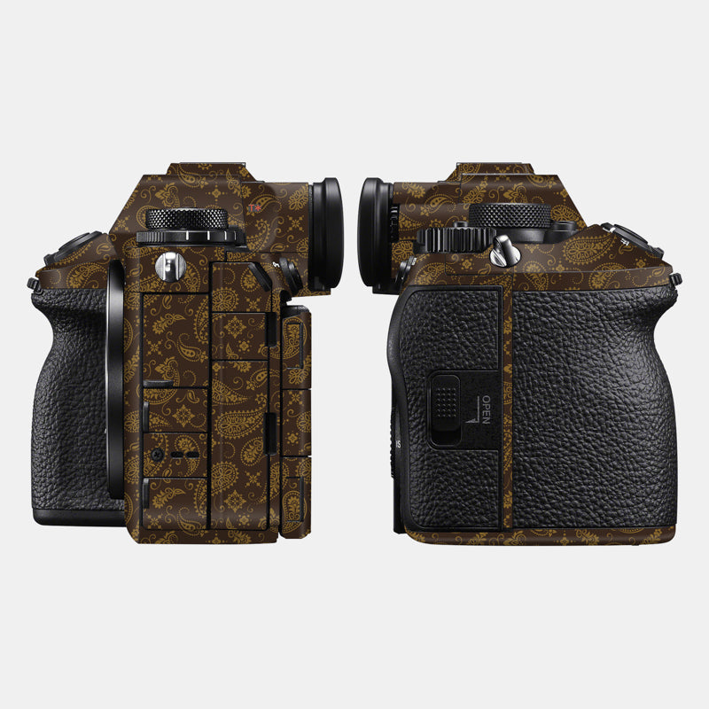 Brown Paisley Full Body