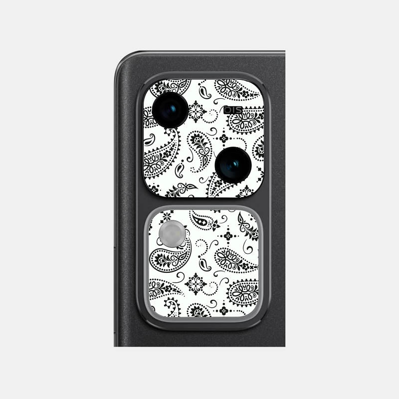 White Paisley Pack of 2