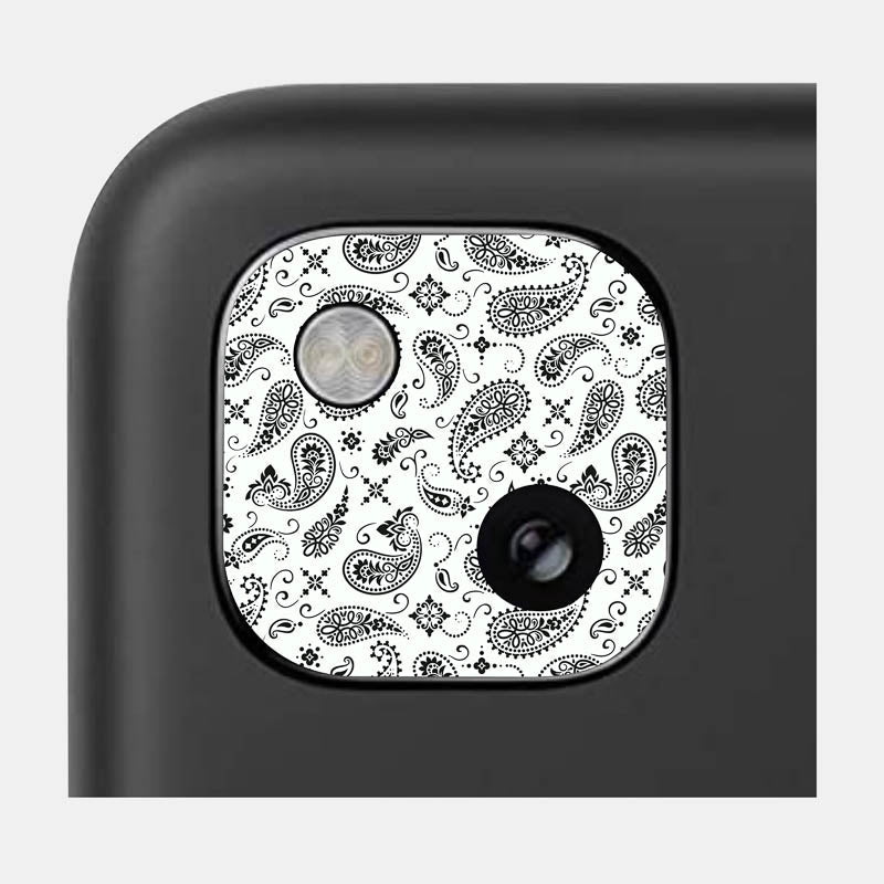 White Paisley Pack of 2