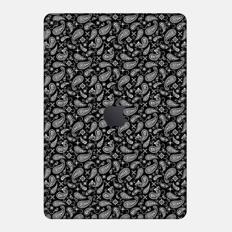 Black Paisley Full Body