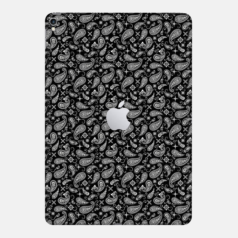 Black Paisley Full Body