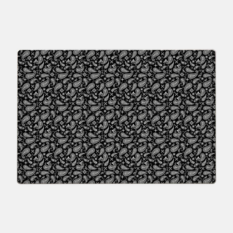 Black Paisley Pro