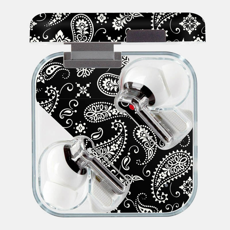 Black Paisley Full Body