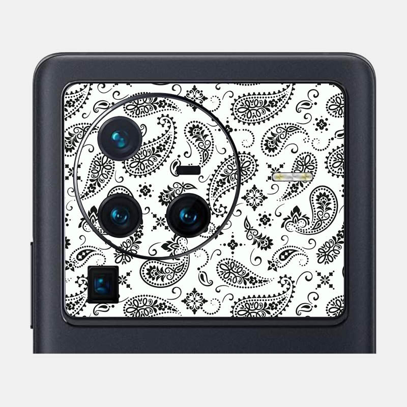 White Paisley Pack of 2