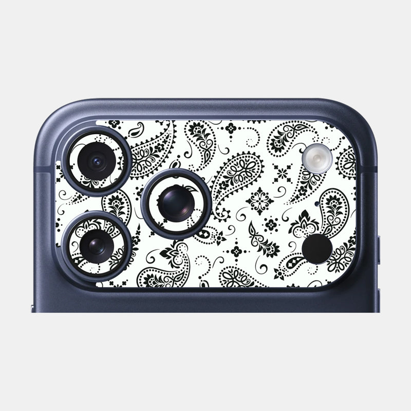 White Paisley Pack of 2