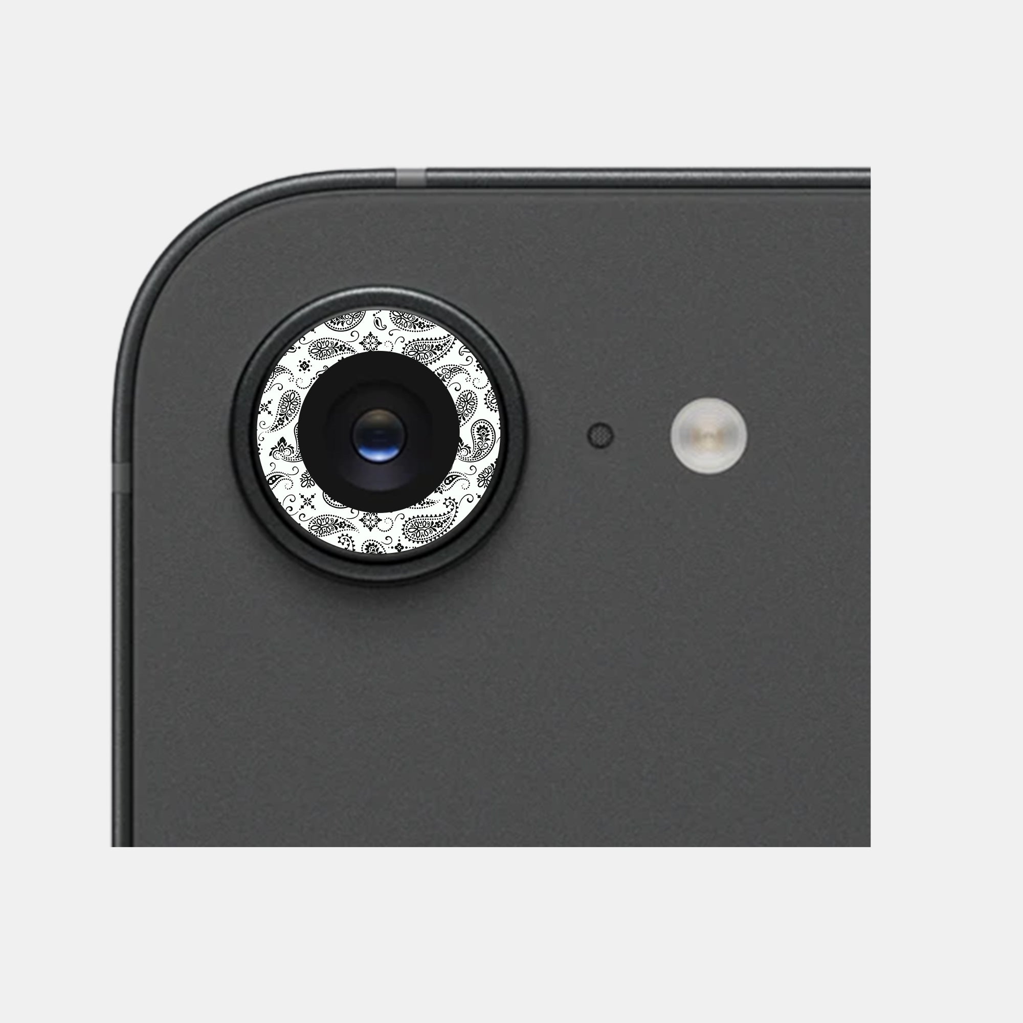 White Paisley Pack of 2