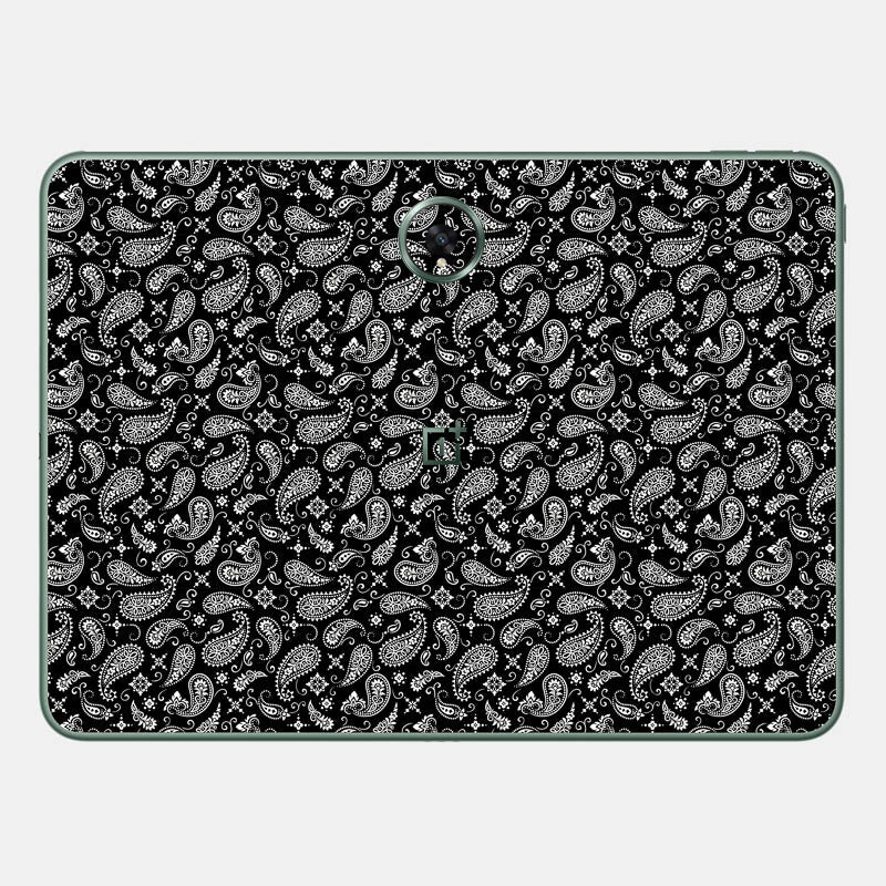 Black Paisley Full Body