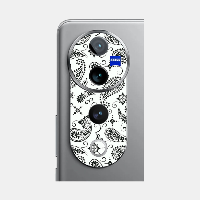 White Paisley Pack of 2