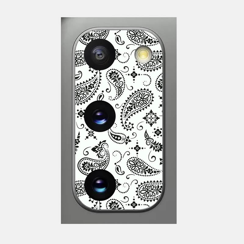 White Paisley Pack of 2